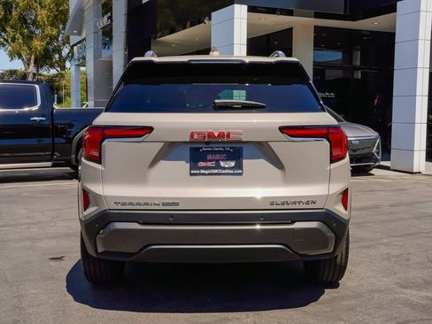 New 2026 GMC Terrain Elevation w/ Elevation Premium Package AWD/4WD image 8