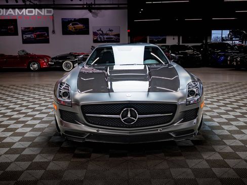 Used 2015 Mercedes-Benz SLS AMG GT Final Edition image 28