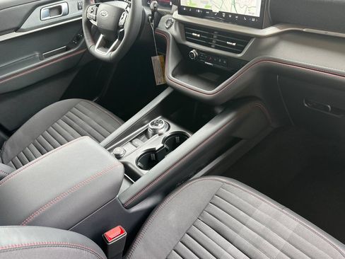 New 2027 Ford Explorer ST-Line w/ Premium Package RWD image 17