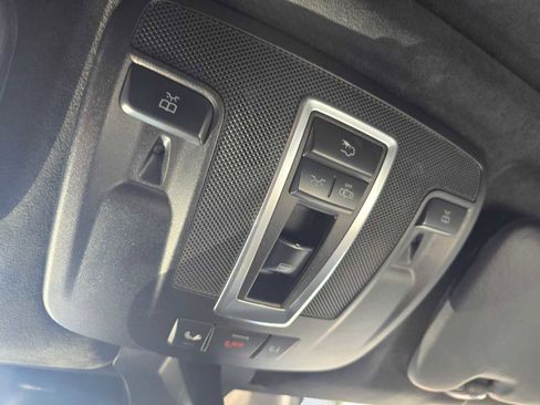 Used 2017 Mercedes-Benz G 63 AMG 4MATIC image 35