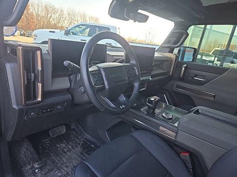 Used 2025 GMC Hummer EV 3X image 40