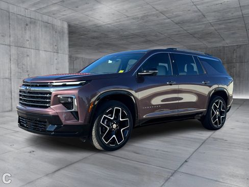 Certified 2026 Chevrolet Traverse High Country image 2