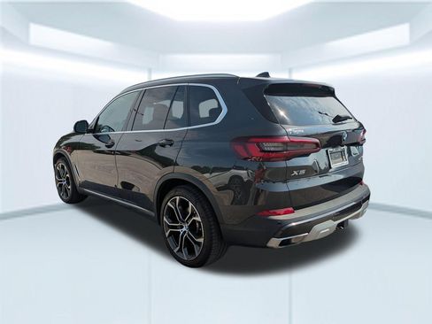 Used 2023 BMW X5 xDrive40i w/ Executive Package AWD/4WD image 2