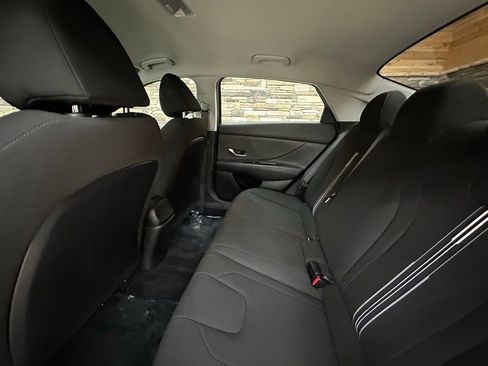 Certified 2023 Hyundai Elantra SEL image 25