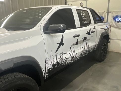 Used 2025 Chevrolet Colorado Trail Boss AWD/4WD image 6