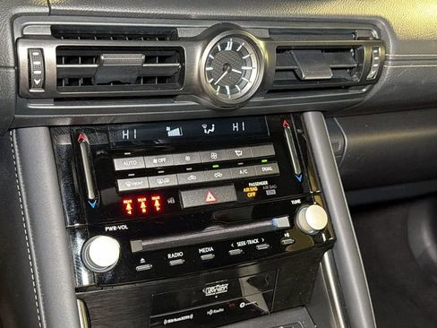 Certified 2023 Lexus IS 350 F Sport image 23