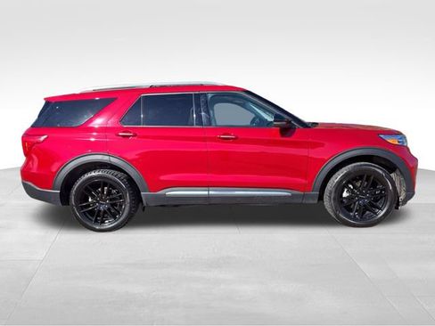 Used 2023 Ford Explorer Platinum w/ Premium Technology Package AWD/4WD image 16