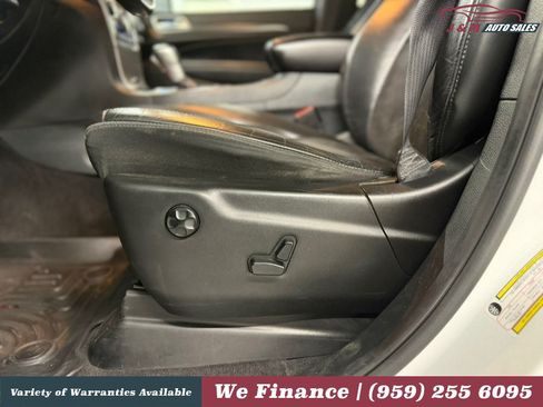 Used 2018 Jeep Grand Cherokee Altitude AWD/4WD image 26