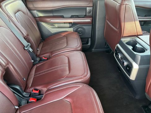 Used 2023 Ford Expedition Max Limited image 17