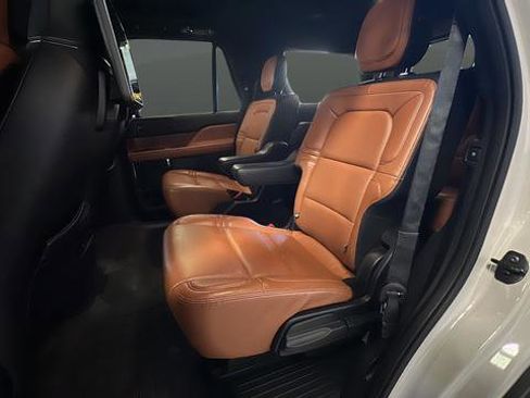 Used 2020 Lincoln Navigator Reserve w/ Equipment Group 208A Reserve image 30