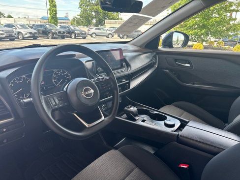Used 2023 Nissan Rogue SV AWD/4WD image 11