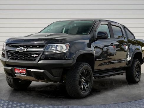 Used 2020 Chevrolet Colorado ZR2 w/ ZR2 Midnight Special Edition AWD/4WD image 3
