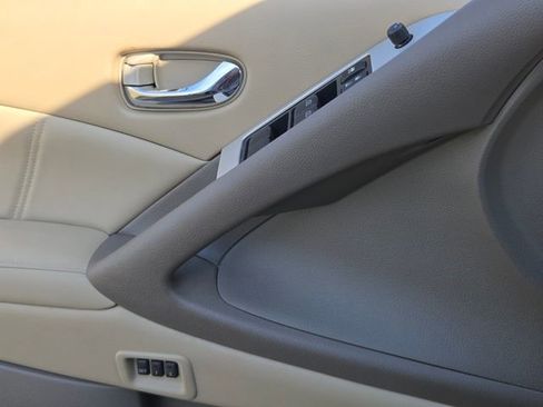 Used 2012 Nissan Murano SL w/ Navigation Pkg image 27