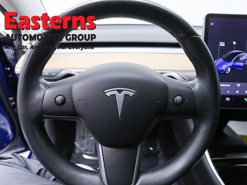 Used 2019 Tesla Model 3 Long Range image 10