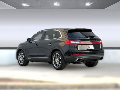 Used 2016 Lincoln MKX Reserve w/ Luxury Package image 3