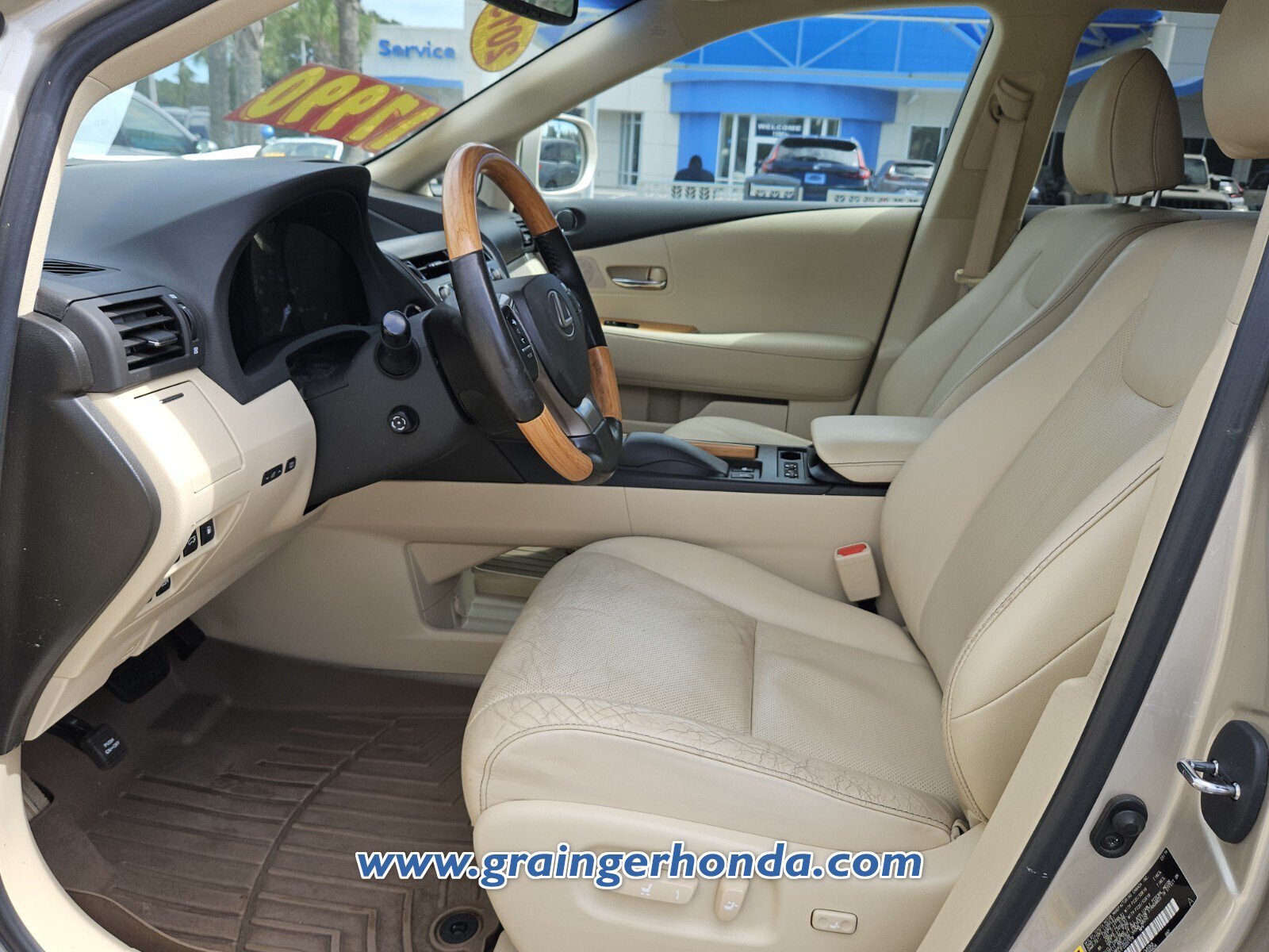 Used 2015 Lexus RX 450h AWD image 10