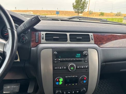 Used 2013 GMC Sierra 2500 SLT w/ SLT Convenience Package AWD/4WD image 18
