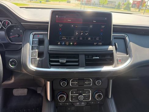 Used 2021 Chevrolet Tahoe Z71 w/ Z71 Signature Package AWD/4WD image 35