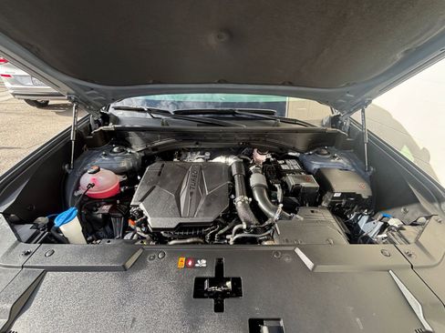 Used 2025 Hyundai Santa Fe SEL image 37