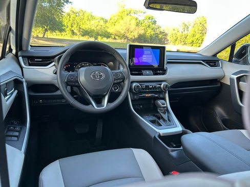 Certified 2025 Toyota RAV4 XLE Premium image 12