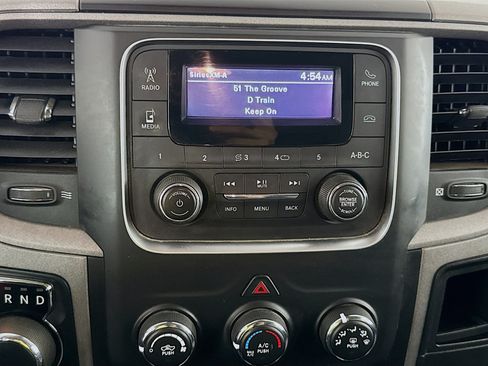 Used 2019 RAM 1500 Express AWD/4WD image 16