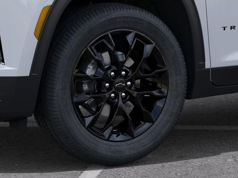 New 2026 Chevrolet Traverse LT w/ Midnight/Sport Edition image 9