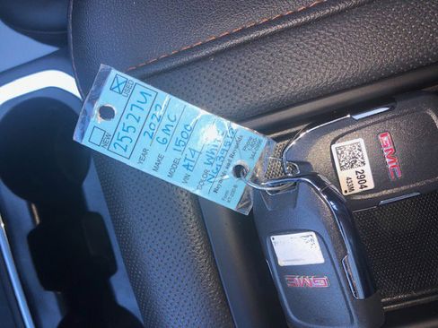 Used 2022 GMC Sierra 1500 AT4 w/ AT4 Preferred Package image 36