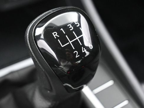 Used 2023 Volkswagen Jetta S image 26