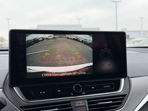 New 2026 Nissan Altima 2.5 SR FWD image 27