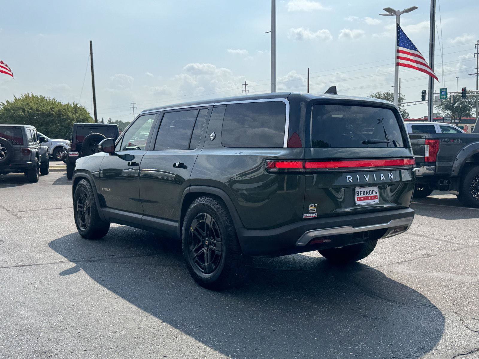 Used 2023 Rivian R1S Adventure Quad AWD/4WD image 5