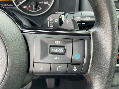 Certified 2023 Nissan Rogue SV AWD/4WD image 15