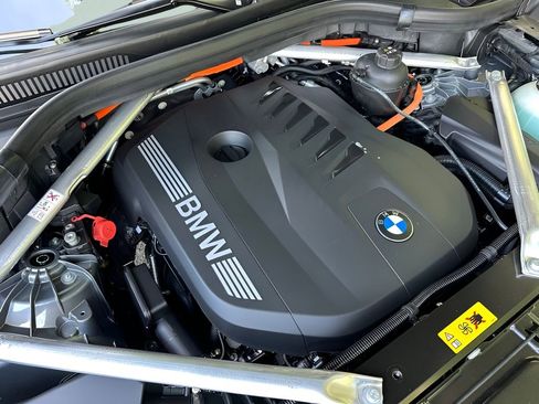 New 2026 BMW X5 xDrive50e w/ M Sport Package image 24