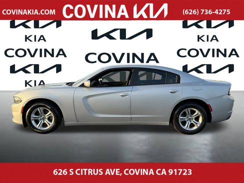 Used 2022 Dodge Charger SXT image 5