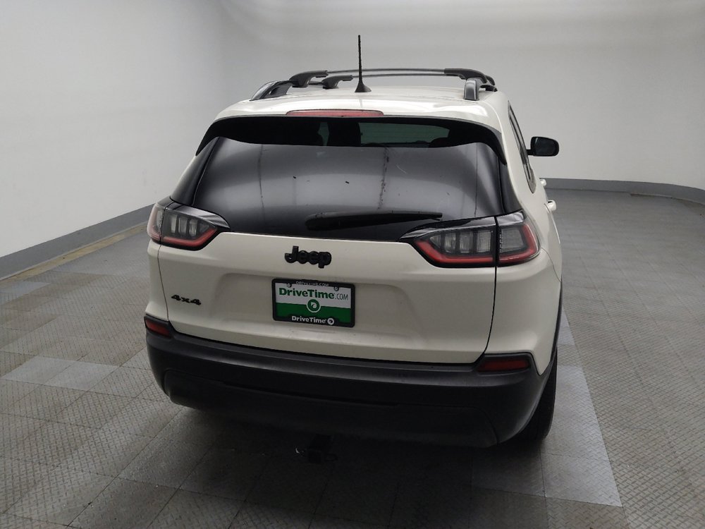 Used 2019 Jeep Cherokee Latitude Plus AWD/4WD image 7