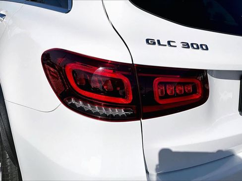 Certified 2022 Mercedes-Benz GLC 300 GLC 300 image 28