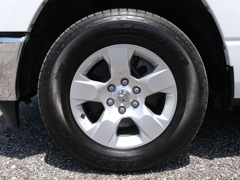 Used 2022 RAM 1500 Big Horn AWD/4WD image 16