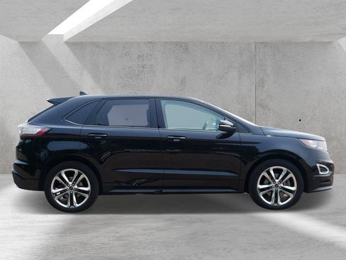 Used 2017 Ford Edge Sport w/ Equipment Group 401A AWD/4WD image 2