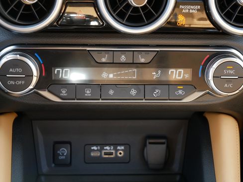 Certified 2025 Nissan Sentra SV w/ SV Premium Package FWD image 23