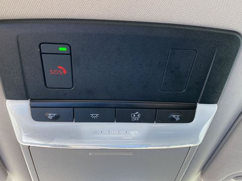 Certified 2025 Nissan Altima 2.5 SV FWD image 30
