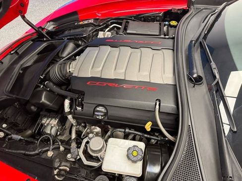 Used 2019 Chevrolet Corvette Stingray Coupe w/ Battery Protection Package RWD image 20