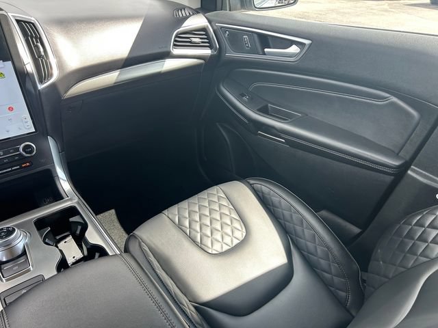 Used 2024 Ford Edge Titanium AWD/4WD image 46
