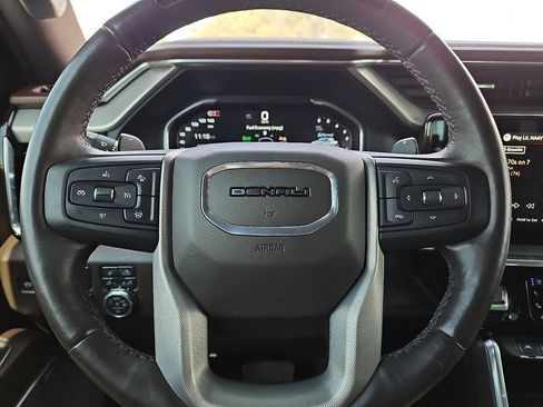 Used 2024 GMC Sierra 1500 Denali RWD image 30