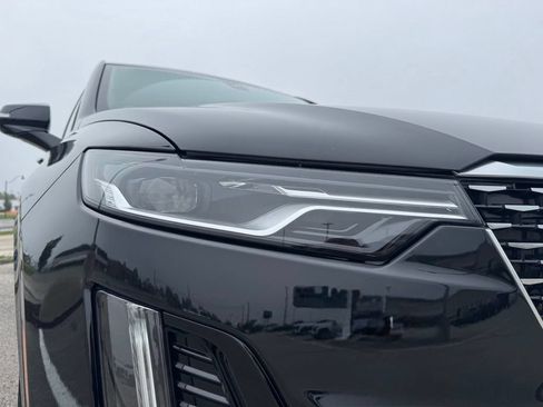 Certified 2024 Cadillac XT6 Premium Luxury w/ LPO, Floor Liner Package AWD/4WD image 9