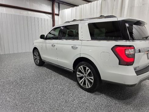Used 2021 Ford Expedition Limited image 5
