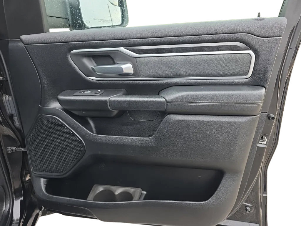 Used 2019 RAM 1500 Big Horn AWD/4WD image 23