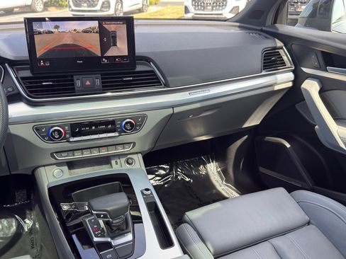 Used 2024 Audi Q5 2.0T Prestige AWD/4WD image 28