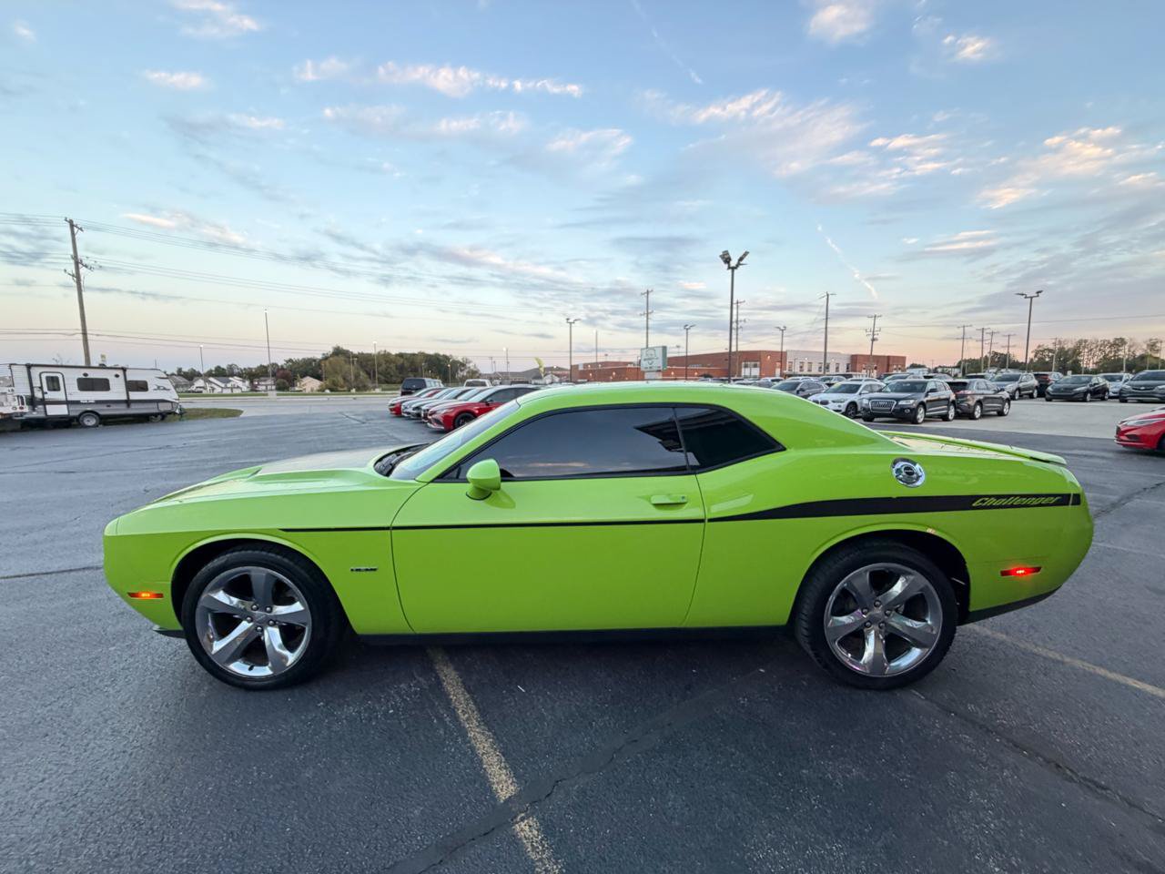 Used 2015 Dodge Challenger R/T w/ Quick Order Package 28B R/T RWD image 6