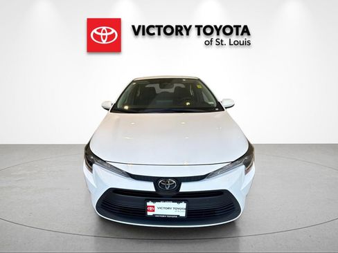 Used 2024 Toyota Corolla LE FWD image 8
