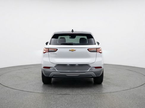 Used 2025 Chevrolet Equinox LT image 7