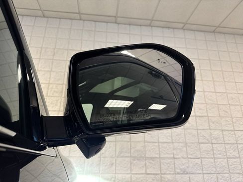 Used 2023 Ford Expedition Limited AWD/4WD image 37